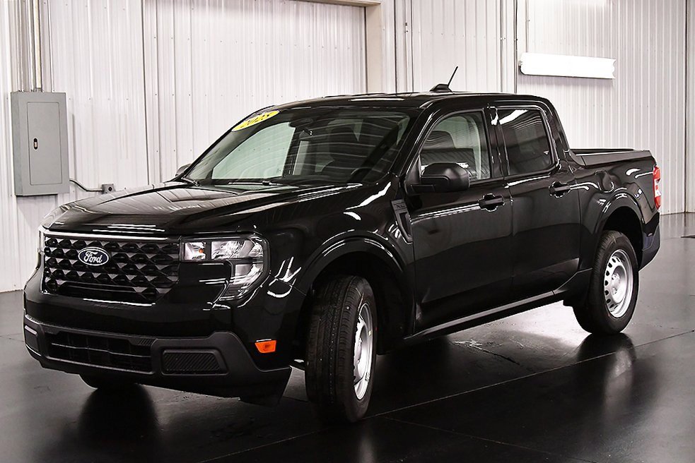 New 2025 Ford Maverick XL w/ Equipment Group 101A image 3