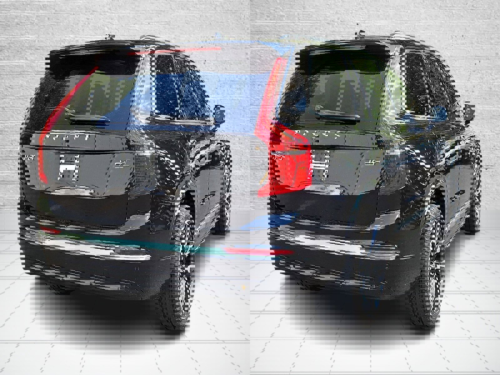 Used 2023 Volvo XC90 B6 Plus image 6