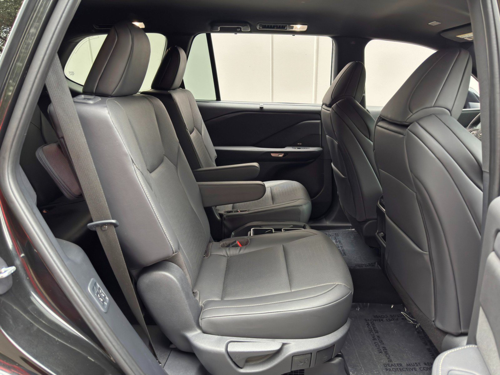 Used 2025 Lexus TX 500h AWD w/ Technology Package image 40