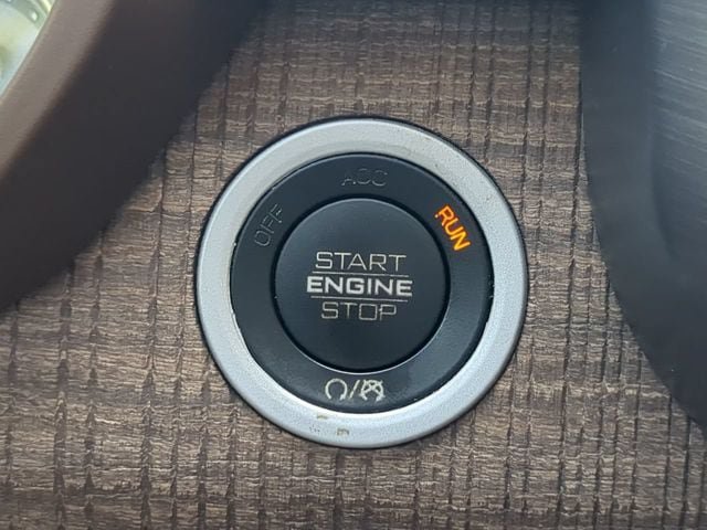 Used 2019 RAM 1500 Limited w/ Protection Group AWD/4WD image 26