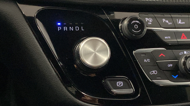Used 2025 Chrysler Pacifica Select AWD/4WD image 20