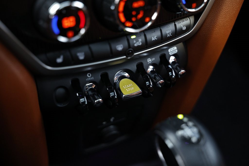 Used 2023 MINI Cooper Countryman SE w/ Signature Upholstery Package image 38