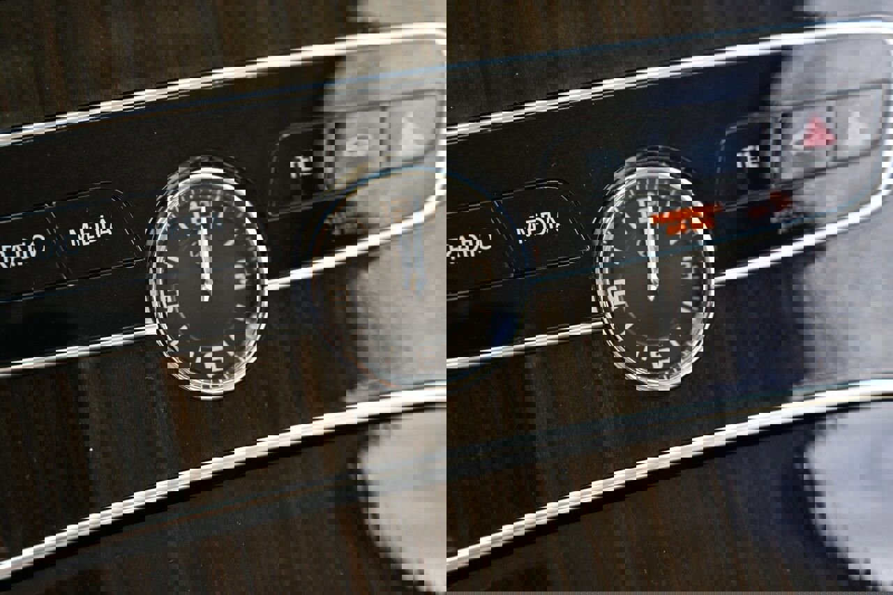 Used 2021 Mercedes-Benz C 300 Sedan w/ Premium Package image 24