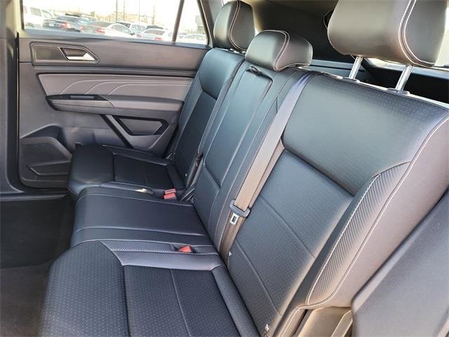 Used 2023 Volkswagen Atlas Cross Sport SE image 16