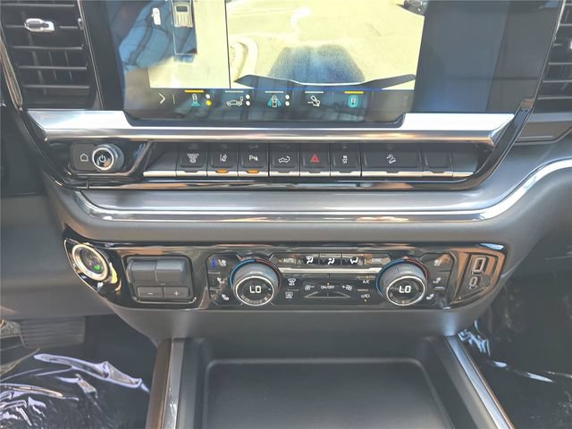 Used 2024 Chevrolet Silverado 2500 High Country w/ Technology Package AWD/4WD image 28