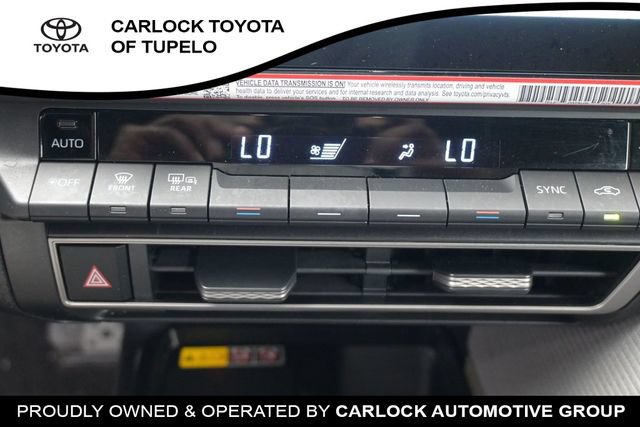 Used 2026 Toyota Camry SE FWD image 31