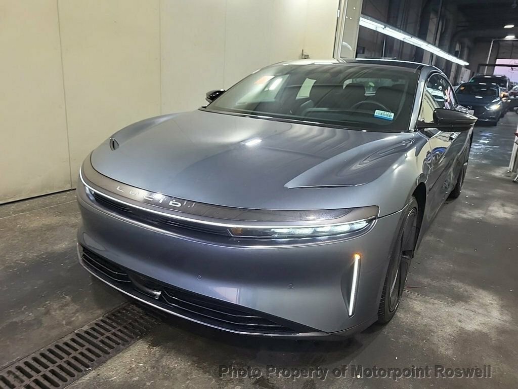 Used 2024 Lucid Air Touring image 2
