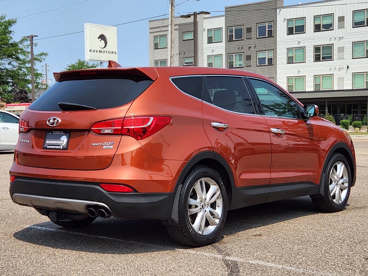 Used 2013 Hyundai Santa Fe Sport 2.0T w/ Technology Pkg AWD/4WD image 9
