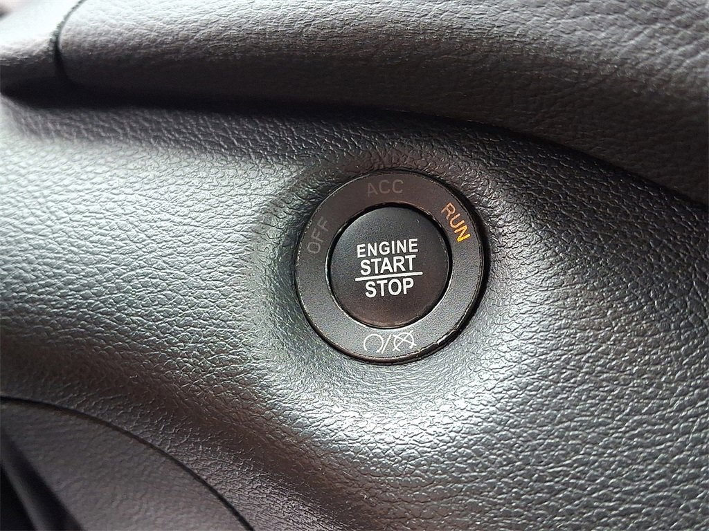 Used 2022 Jeep Cherokee Trailhawk w/ Sun, Sound & Nav Group image 26