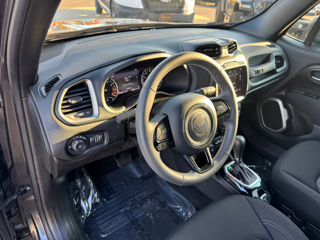 Used 2021 Jeep Renegade Latitude image 26