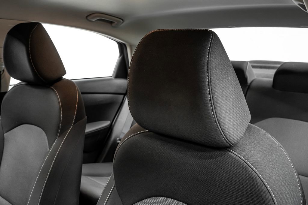 Used 2024 Kia Forte LXS image 33