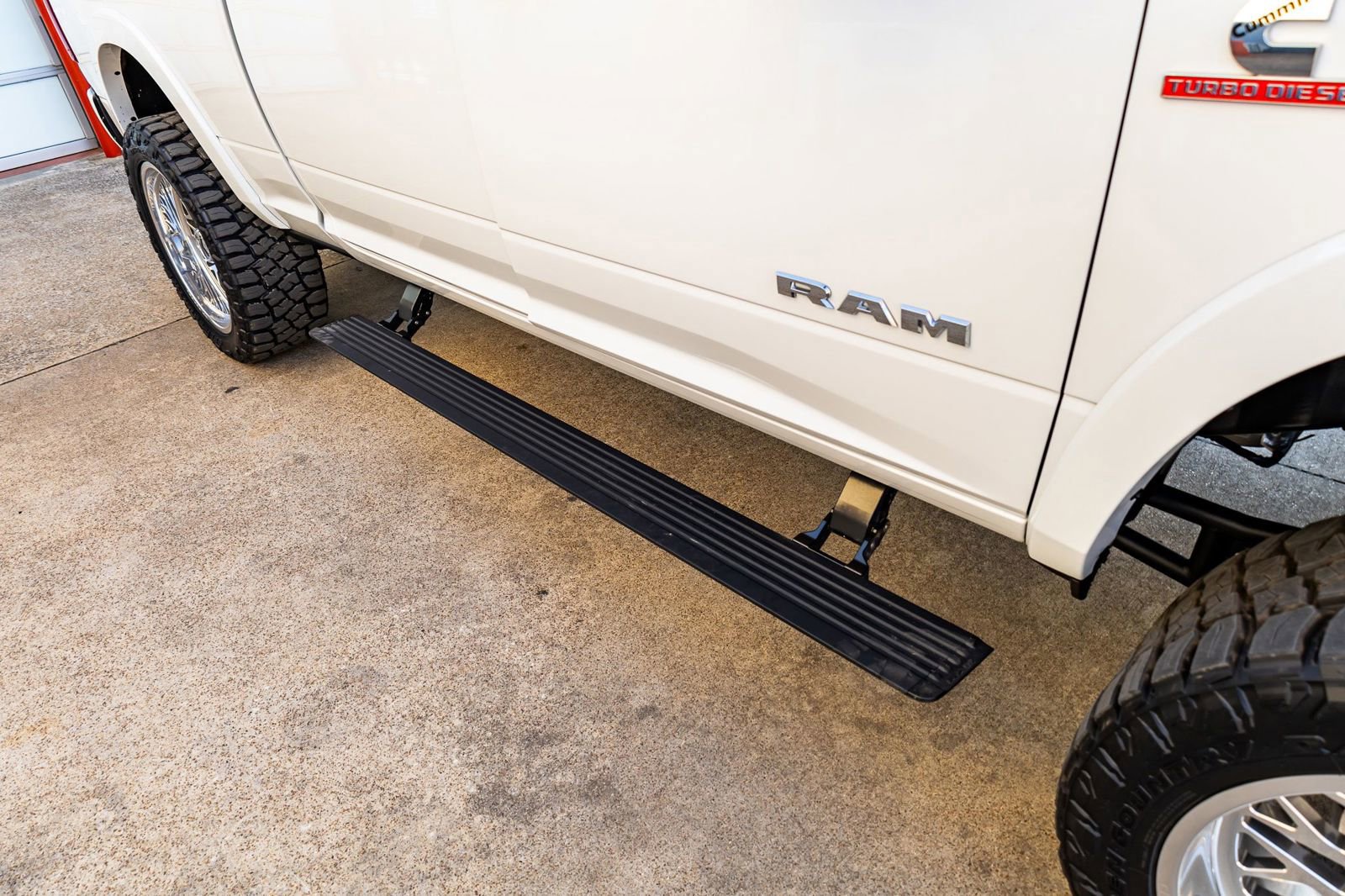 Used 2025 RAM 2500 Limited image 13