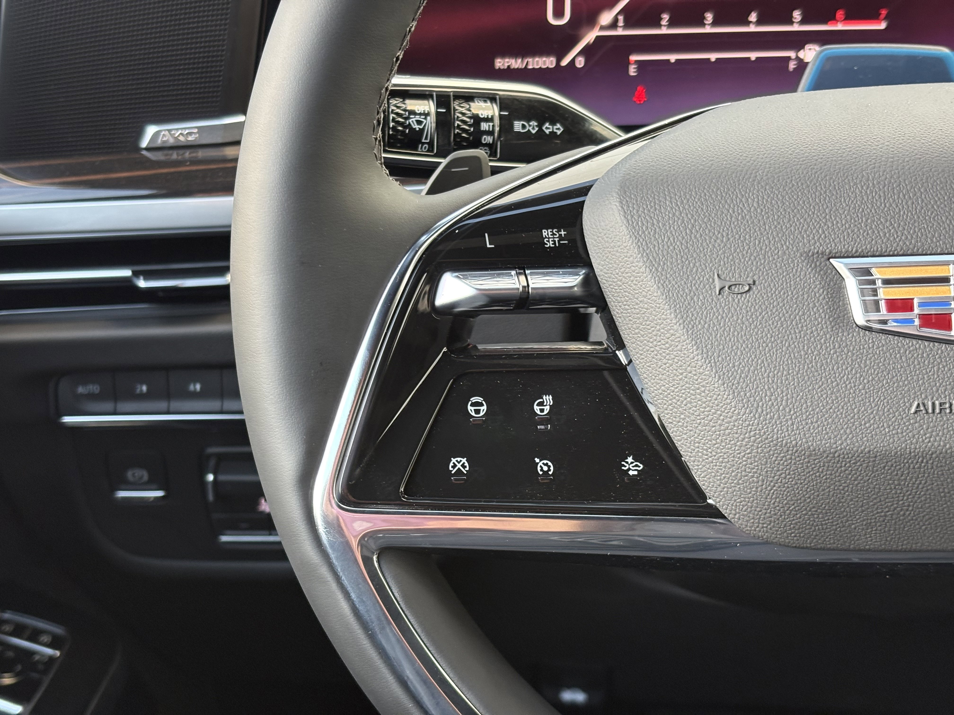 New 2026 Cadillac Escalade Luxury image 21