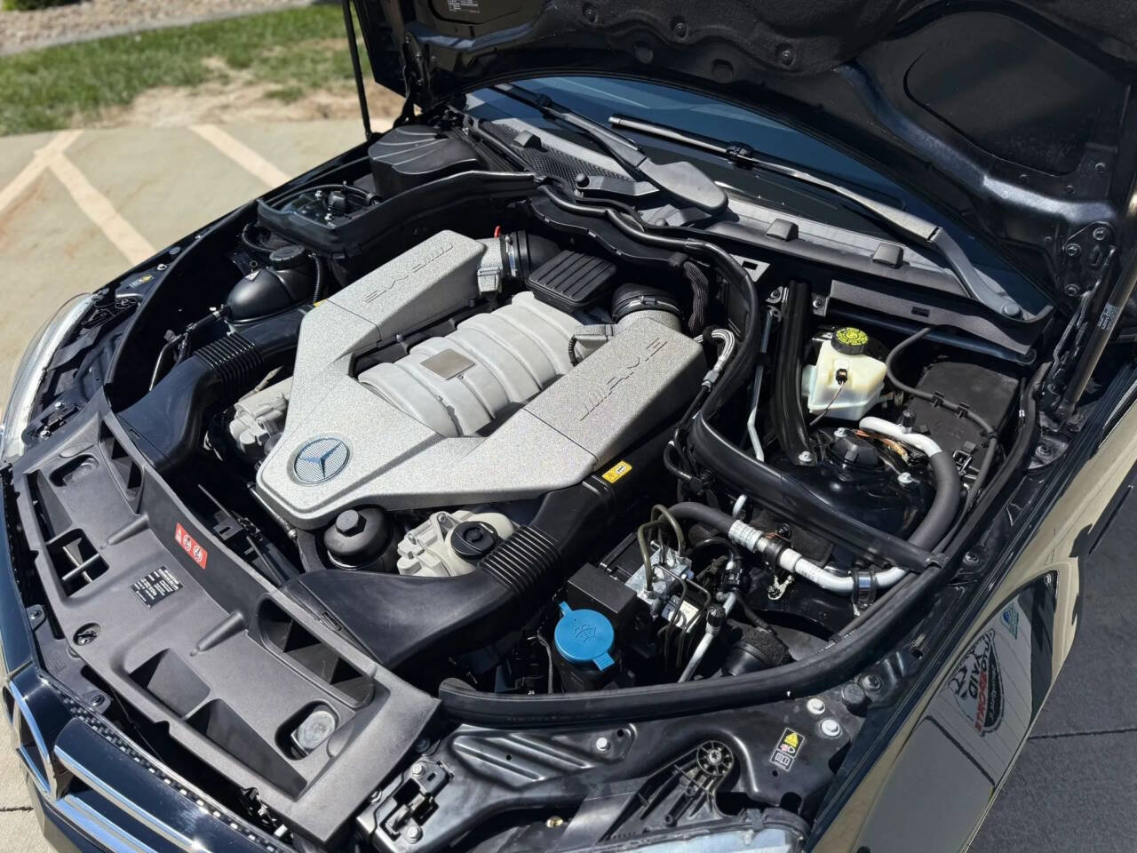 Used 2009 Mercedes-Benz C 63 AMG Sedan image 9