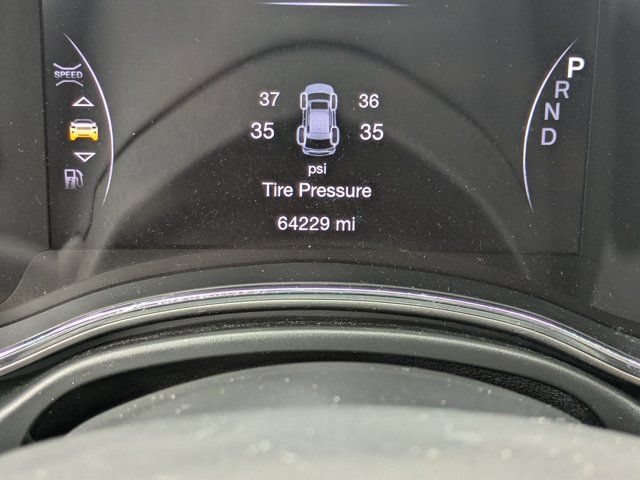 Used 2020 Jeep Grand Cherokee Laredo AWD/4WD image 25
