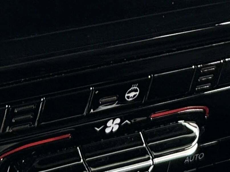 New 2025 Jeep Grand Cherokee L Laredo image 36