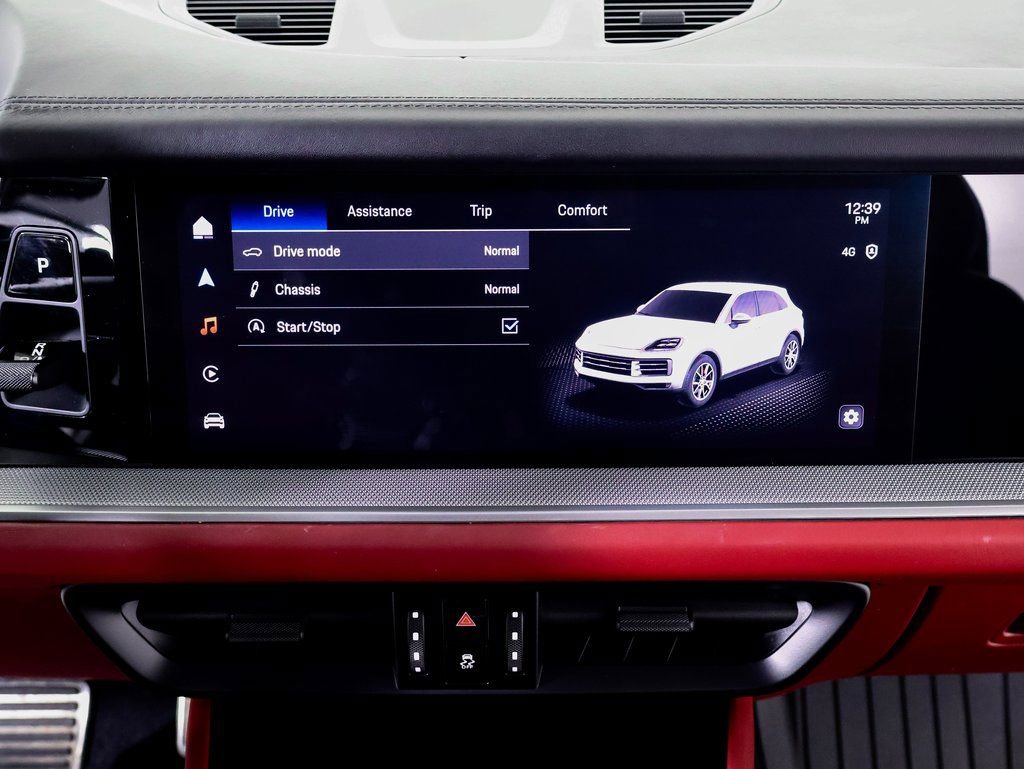 Certified 2024 Porsche Cayenne S image 15