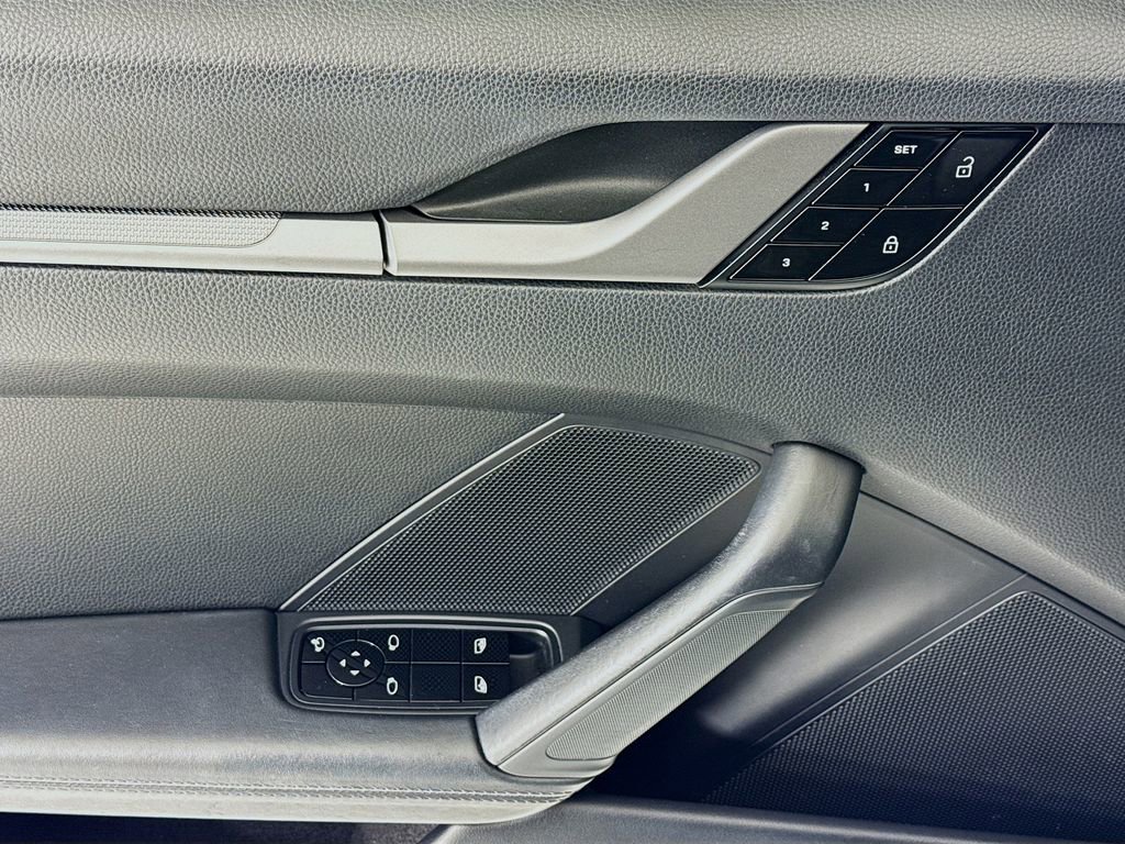 Certified 2021 Porsche 911 Carrera RWD image 11