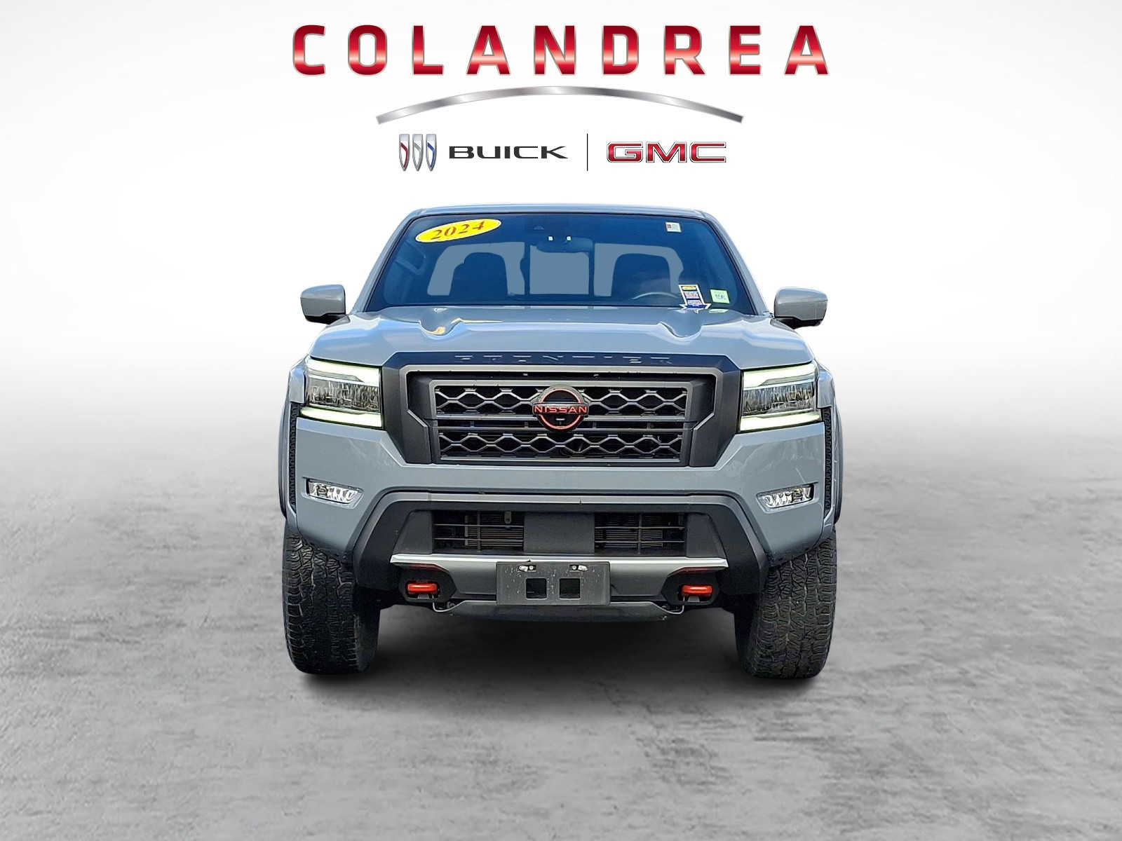 Used 2024 Nissan Frontier PRO-4X w/ Pro Convenience Package image 2