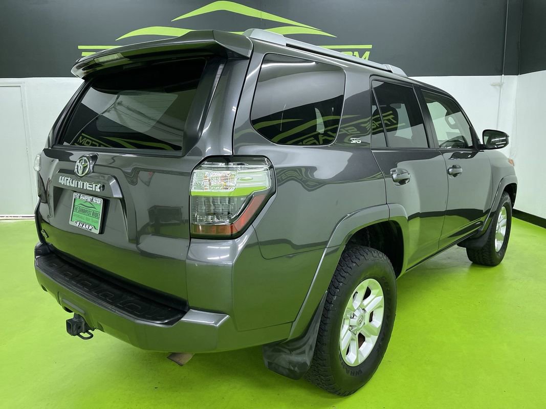Used 2016 Toyota 4Runner SR5 image 10