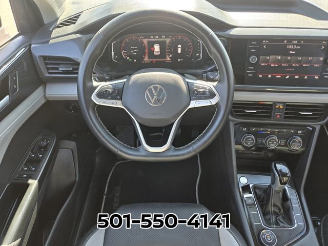 Used 2024 Volkswagen Taos SEL AWD/4WD image 2