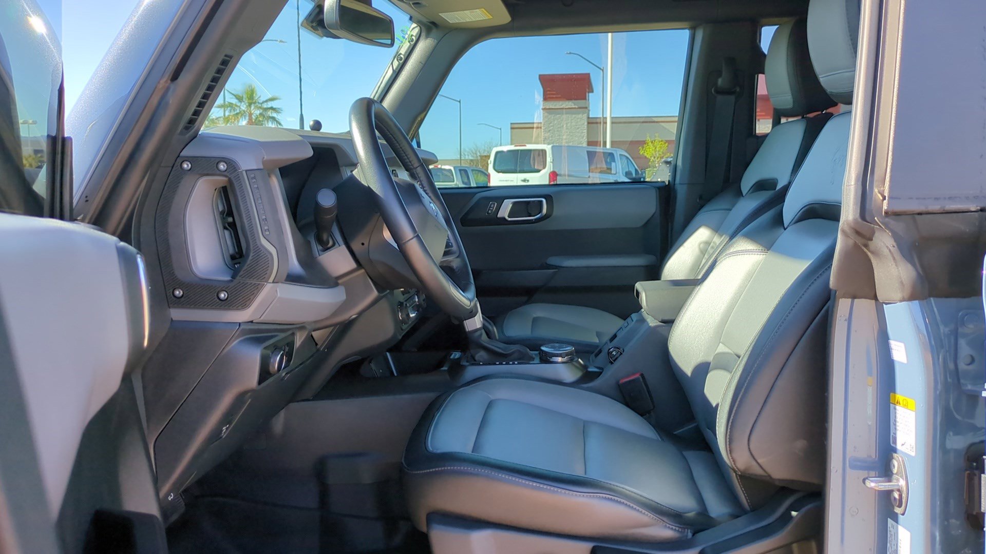 Used 2024 Ford Bronco Everglades image 13