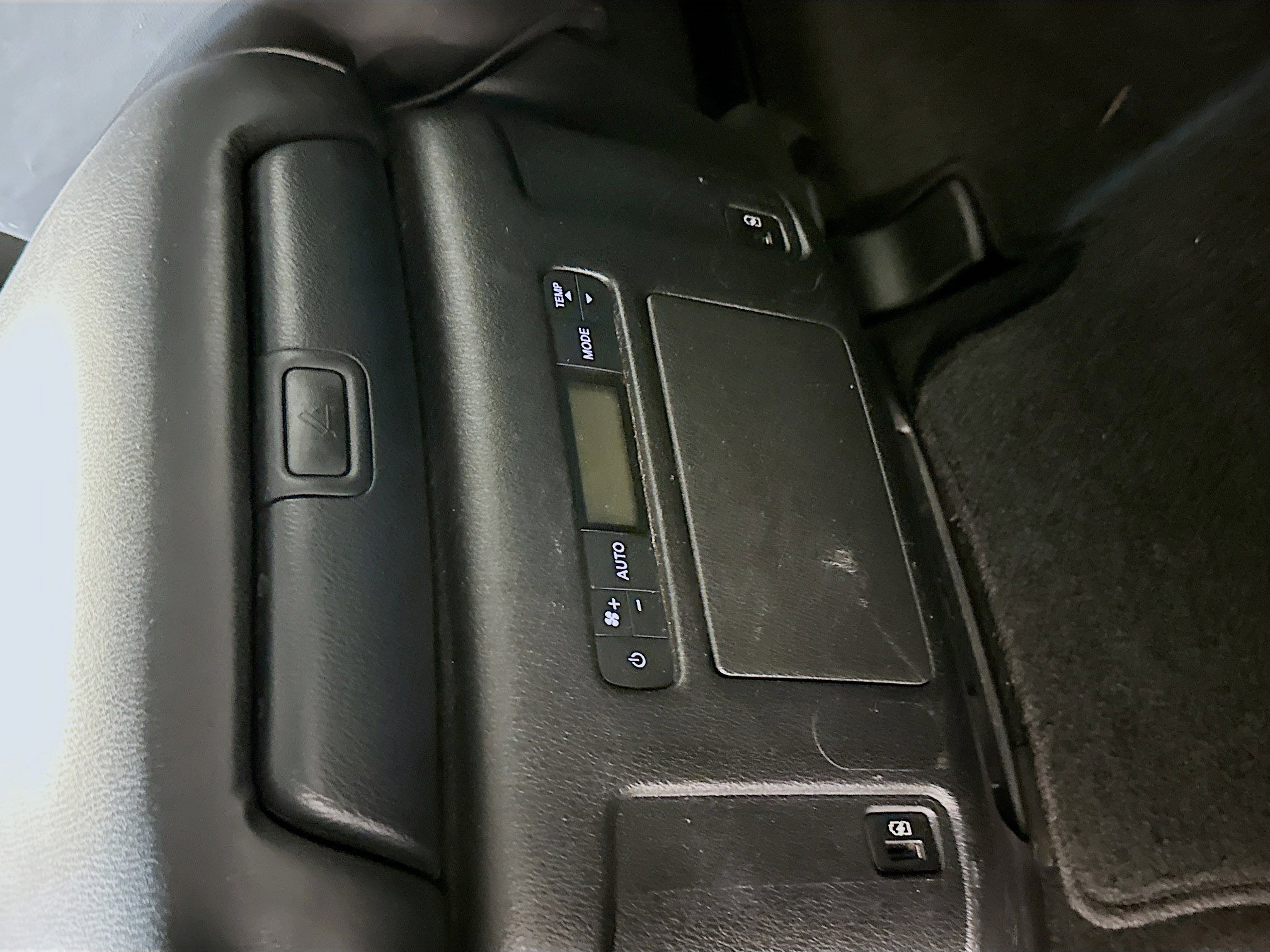 Used 2024 INFINITI QX80 Luxe image 28