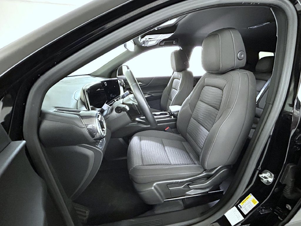 Certified 2025 Chevrolet Equinox LT AWD/4WD image 11