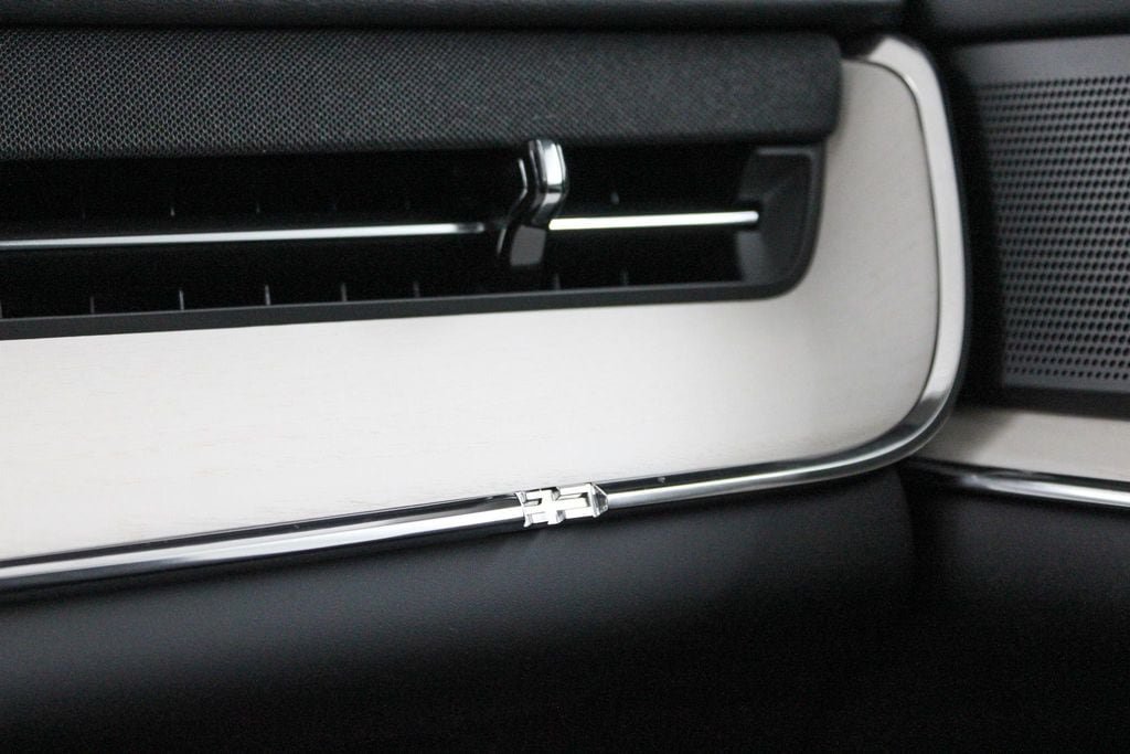 New 2026 Volvo EX90 Ultra AWD/4WD image 38