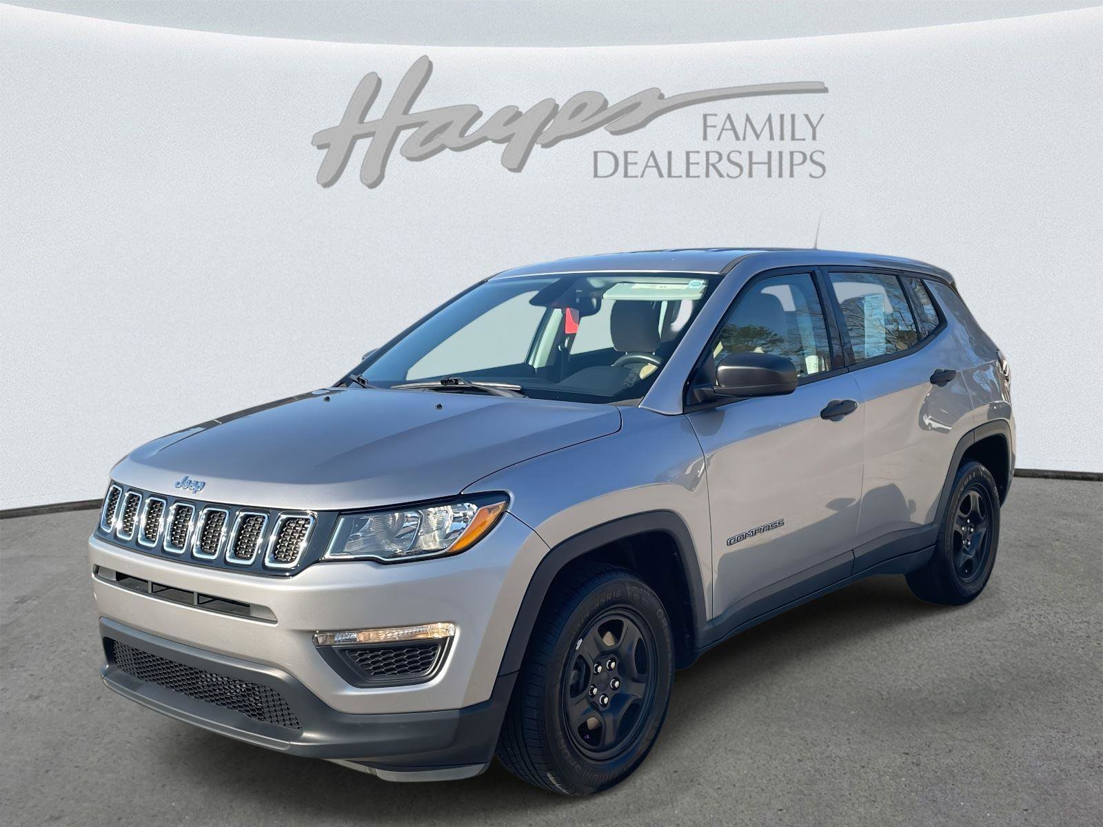 Used 2019 Jeep Compass Sport image 7