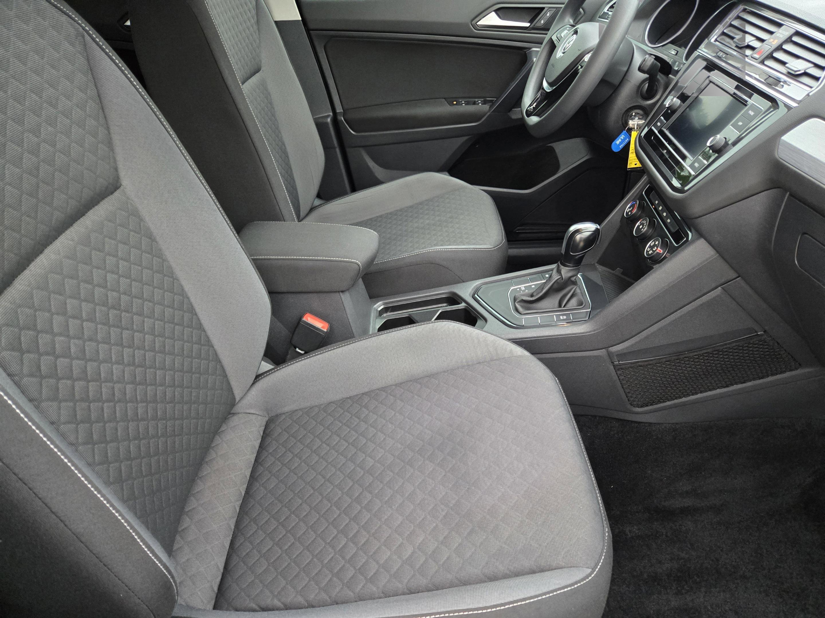 Used 2021 Volkswagen Tiguan S FWD image 10