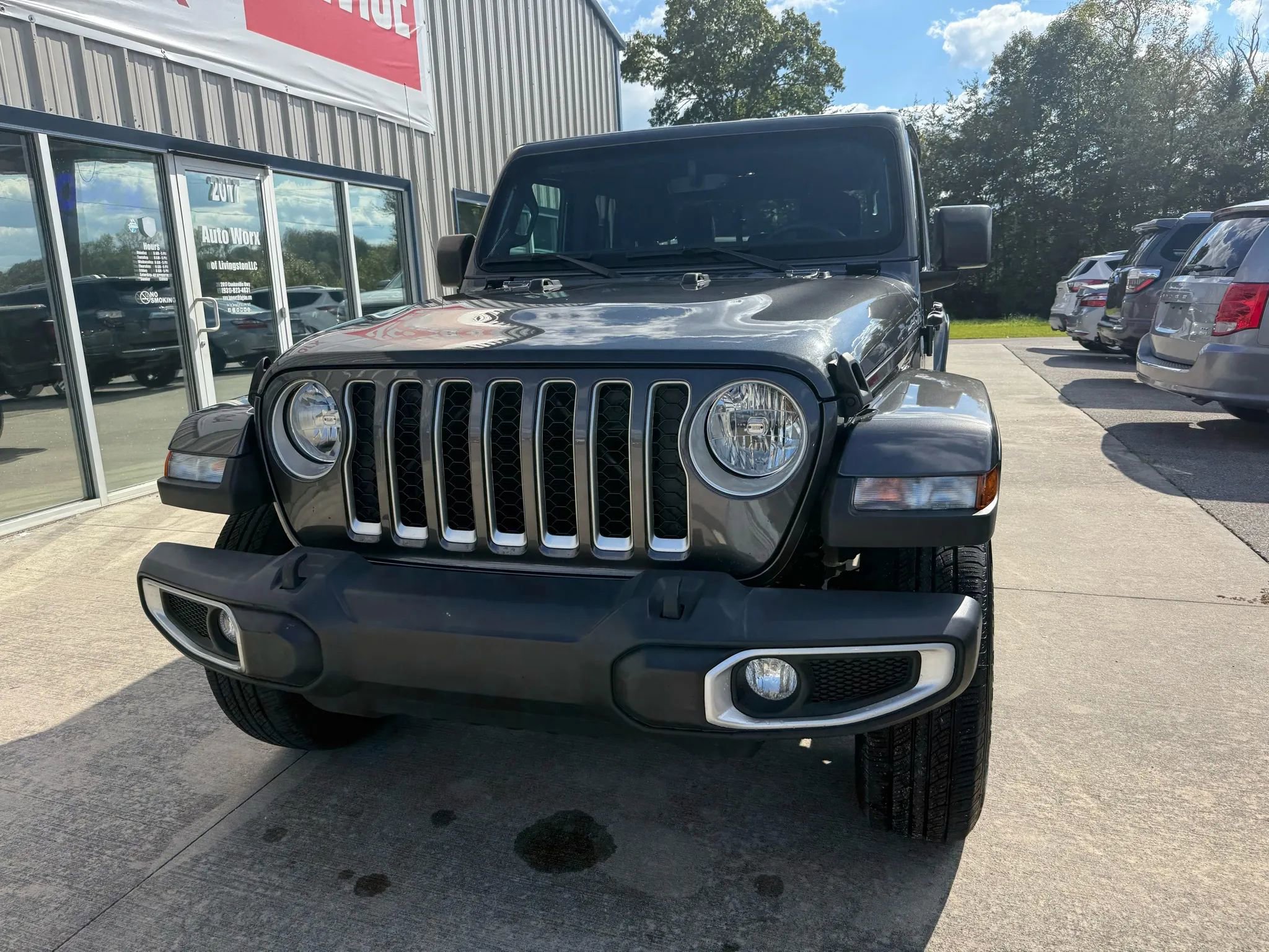 Used 2023 Jeep Gladiator Overland image 24