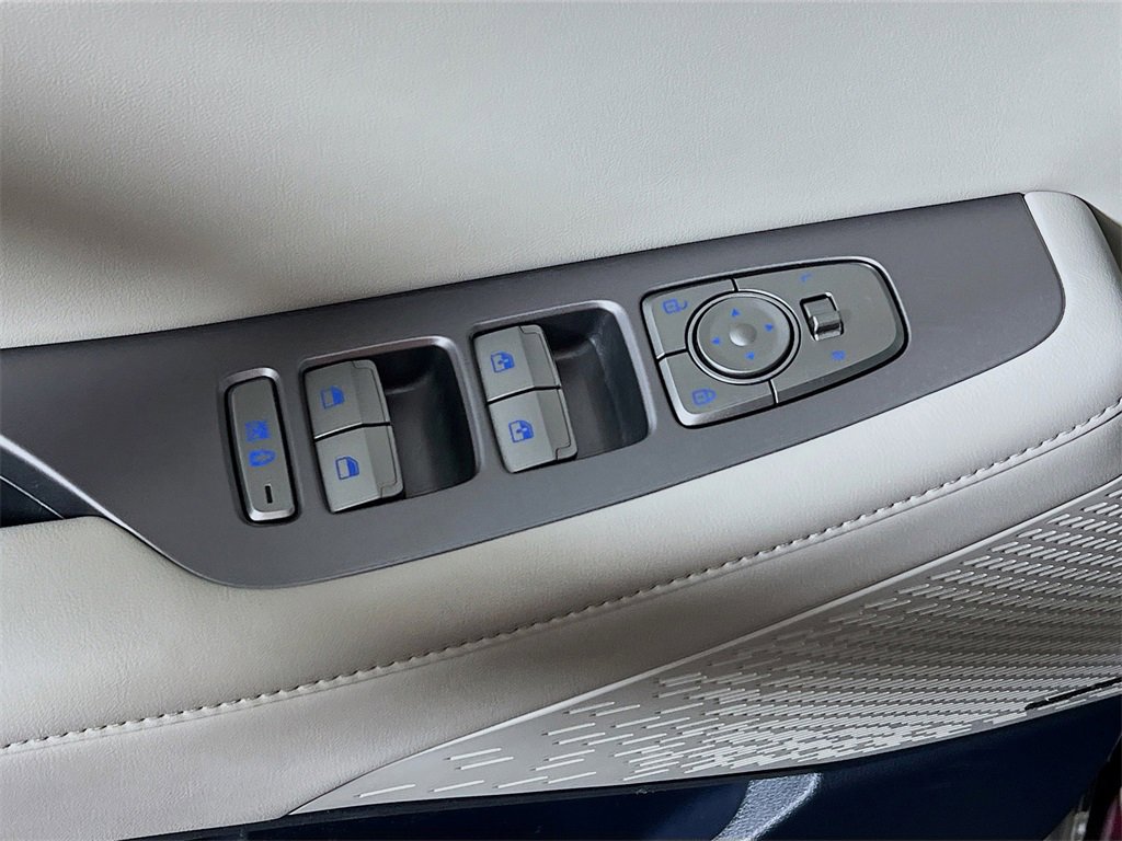 Used 2024 Hyundai Palisade Limited image 17