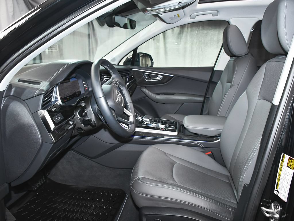 Used 2026 Audi Q7 2.0T Premium Plus w/ Premium Plus Package AWD/4WD image 47