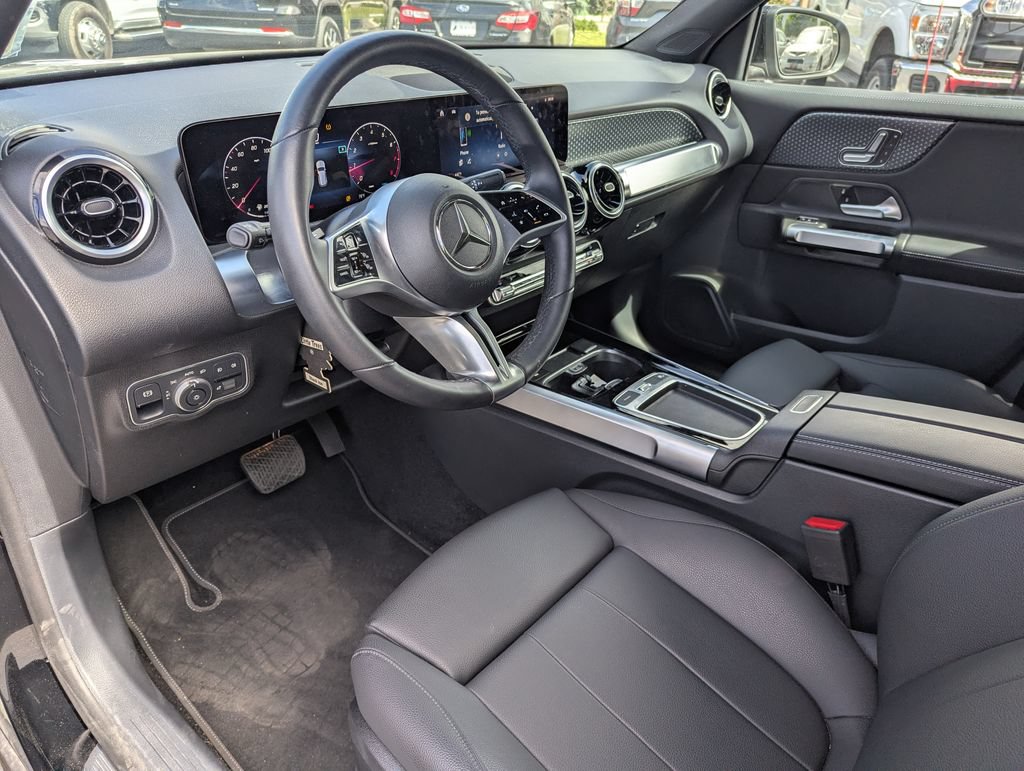 Used 2025 Mercedes-Benz GLB 250 image 20