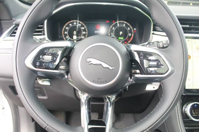 New 2026 Jaguar F-PACE R-Dynamic S image 17