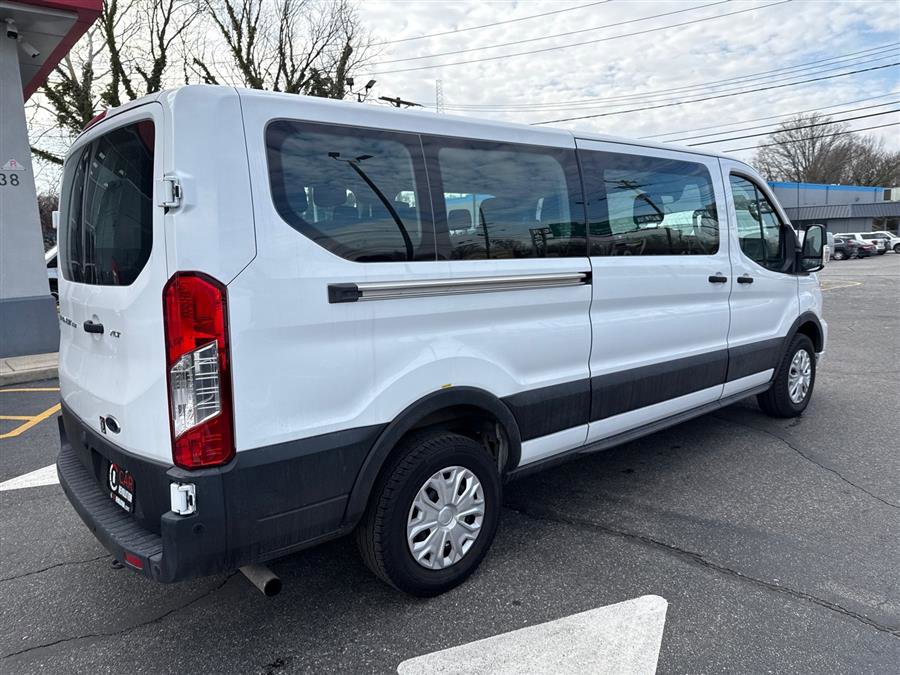 Used 2022 Ford Transit 350 XLT image 25