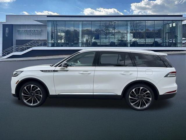 New 2026 Lincoln Aviator Reserve w/ Illumination Package RWD image 4