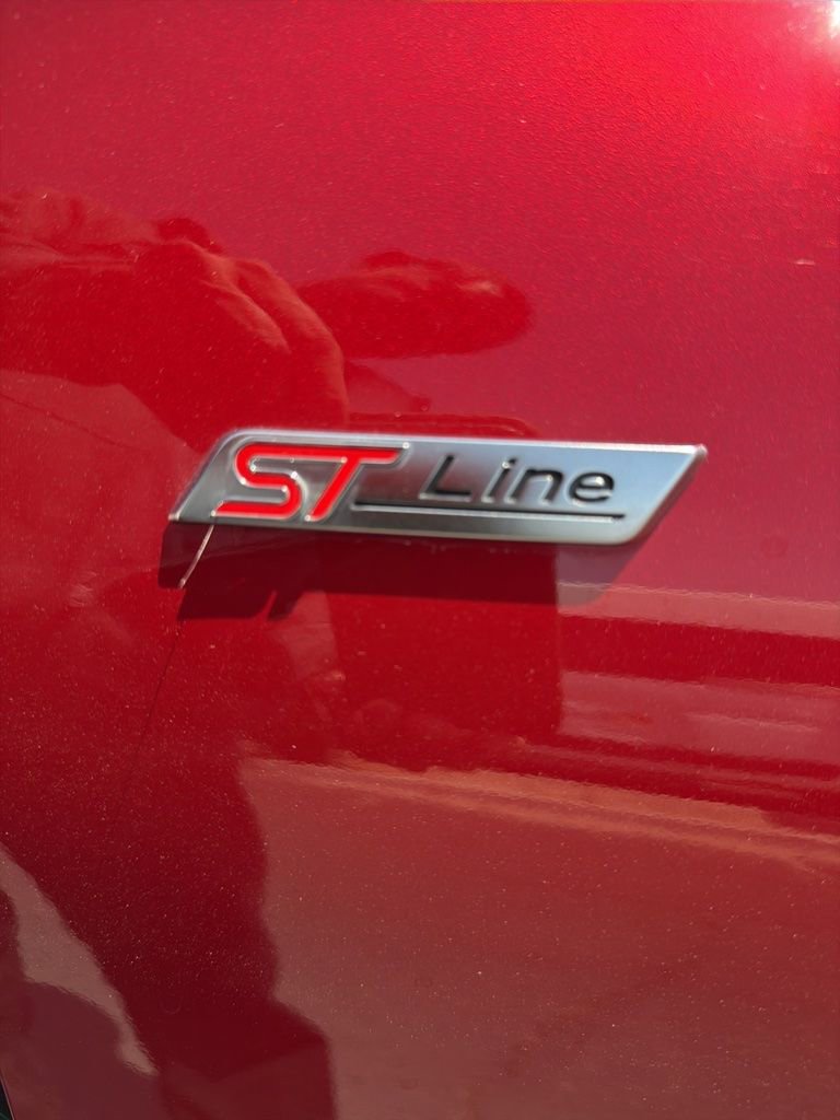 Used 2025 Ford Escape ST-Line AWD/4WD image 9