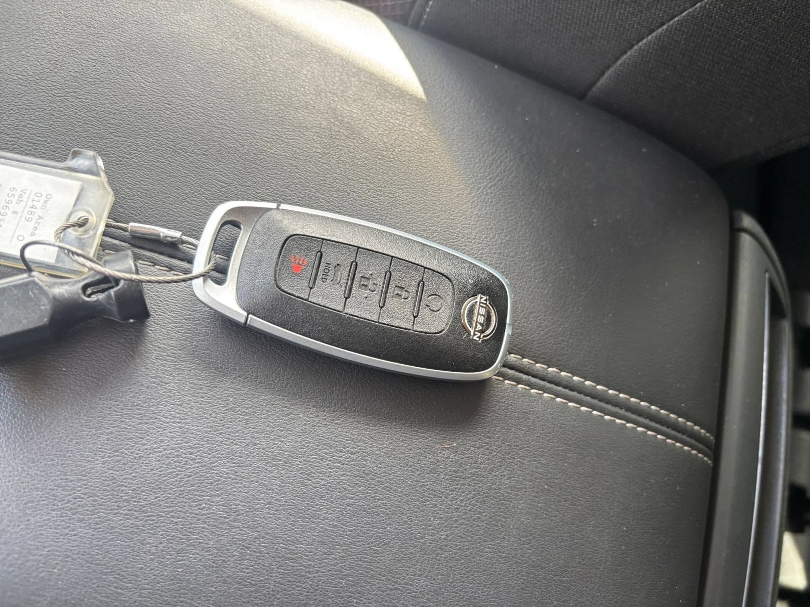 Used 2026 Nissan Pathfinder SV FWD image 21