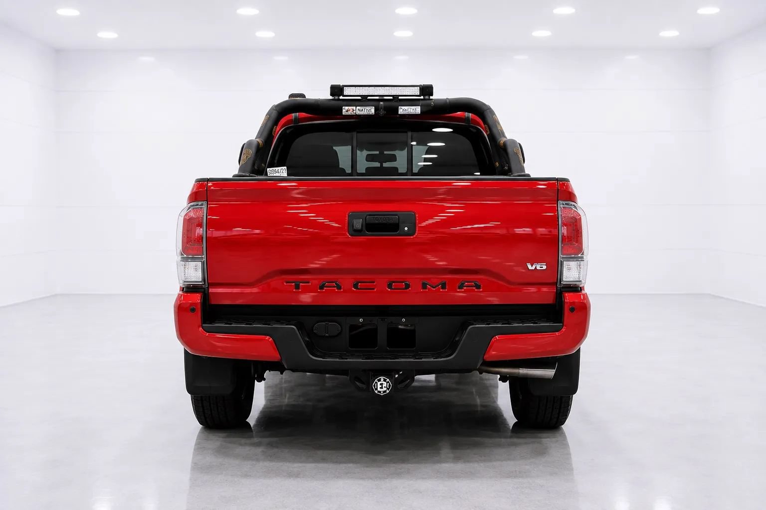 Used 2022 Toyota Tacoma TRD Sport w/ TRD Premium Sport Package RWD image 4