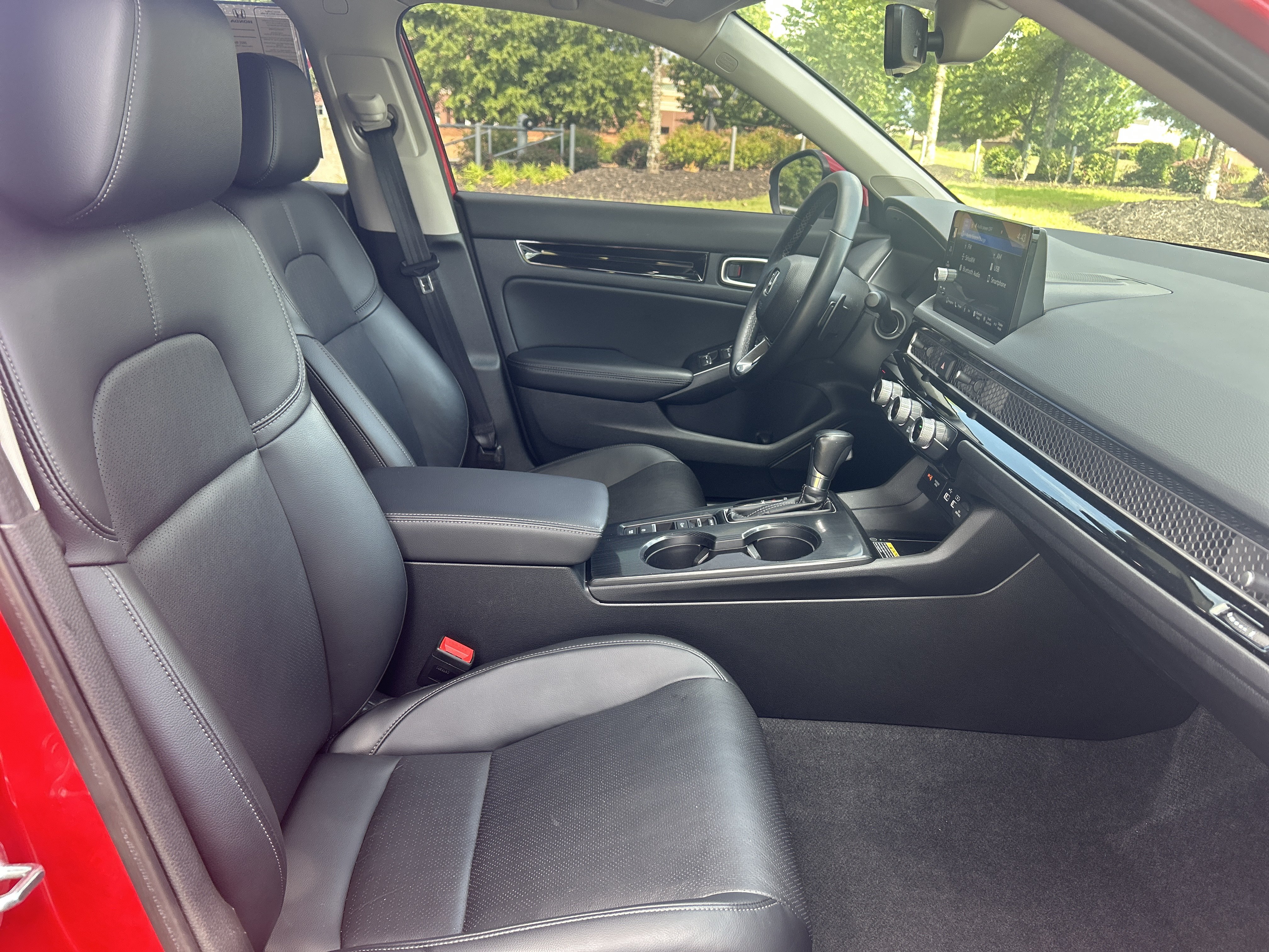 Used 2022 Honda Civic Touring image 31