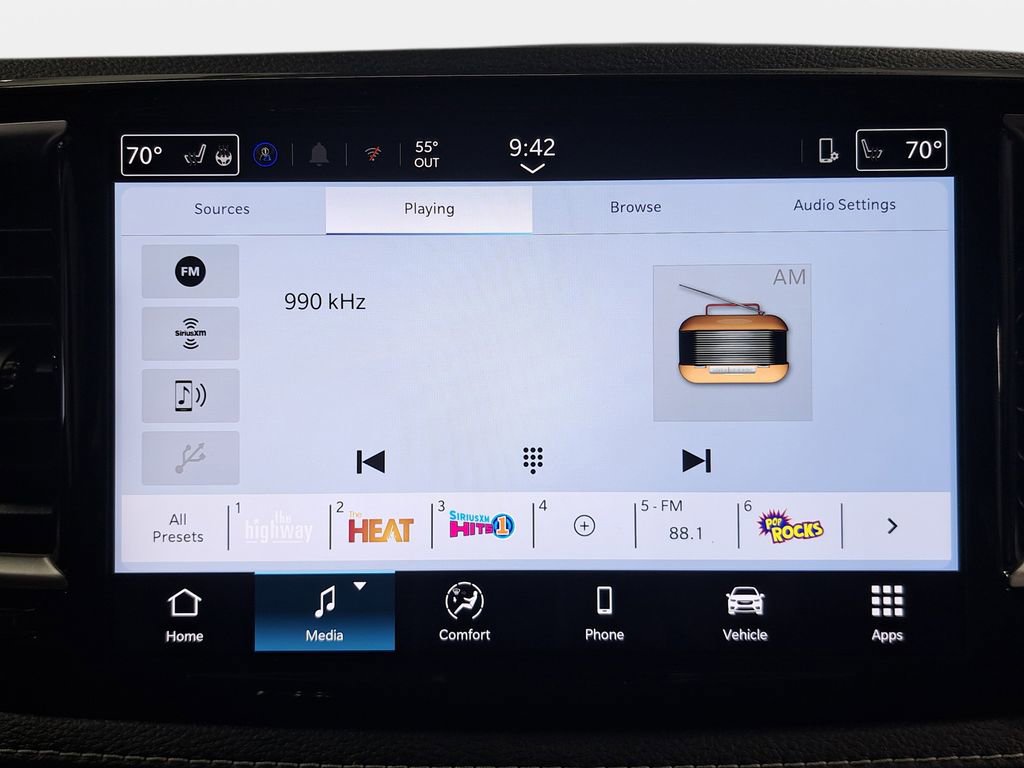 New 2026 Chrysler Pacifica Select AWD/4WD image 23