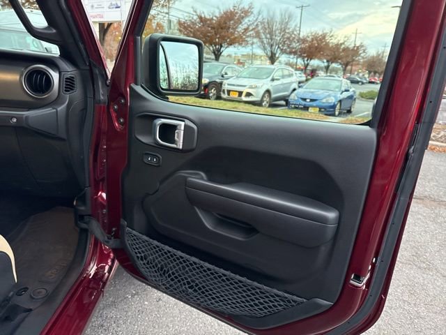 Used 2021 Jeep Wrangler Unlimited Sport image 33