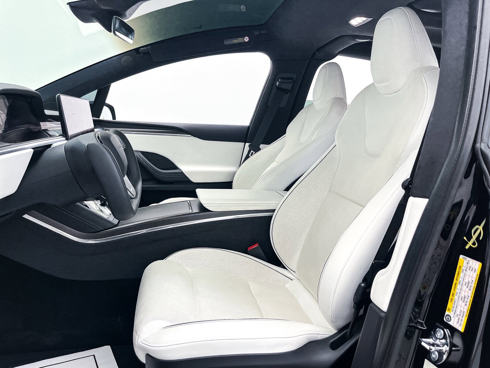 Used 2022 Tesla Model X Plaid image 19