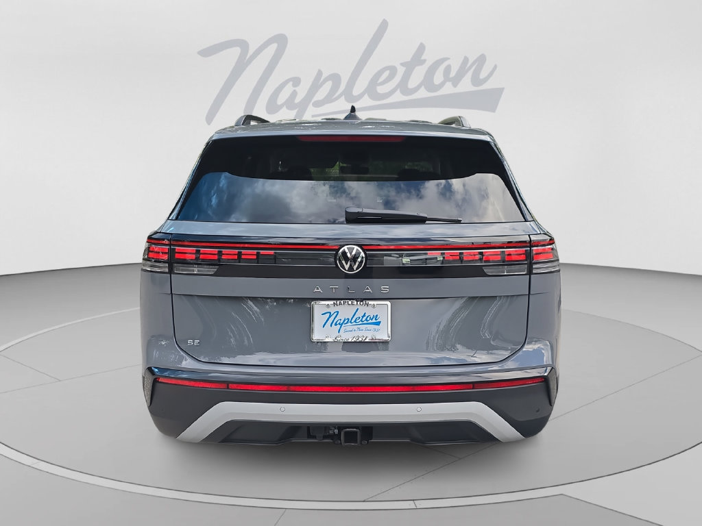 New 2027 Volkswagen Atlas SE FWD image 4