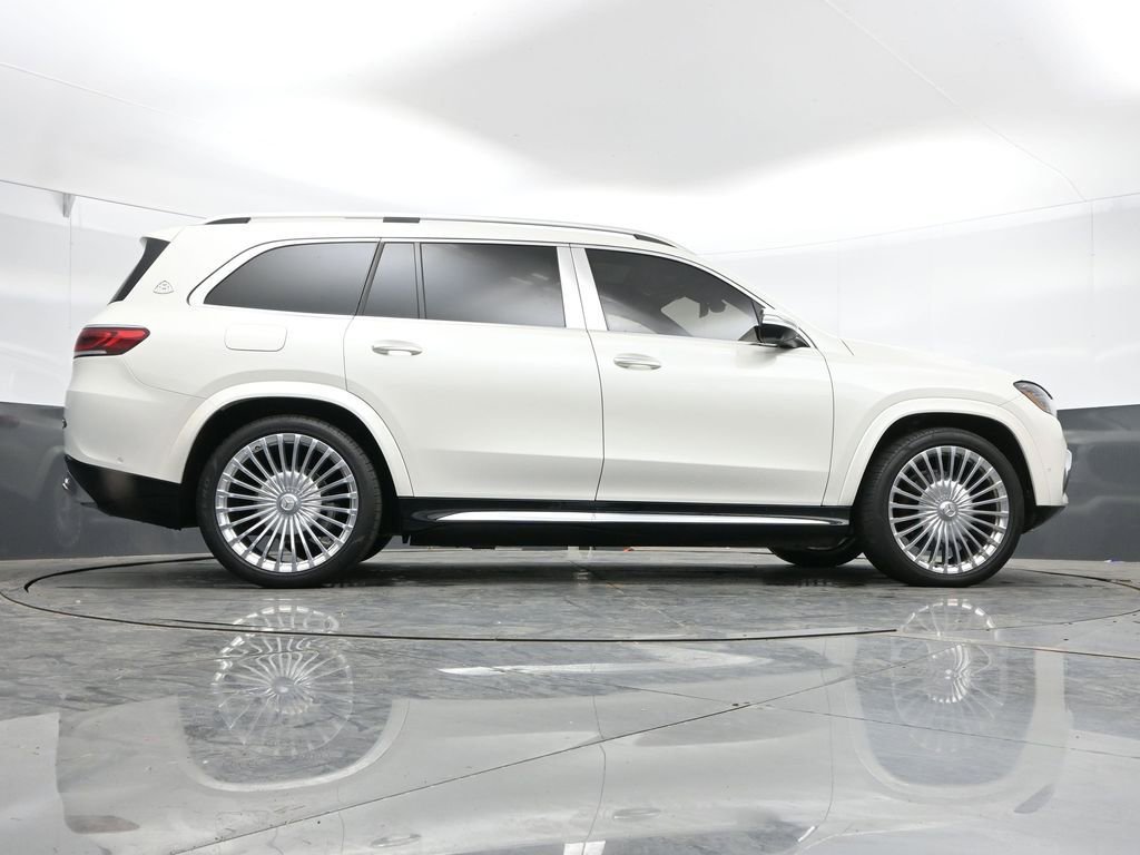 Used 2023 Mercedes-Benz Maybach GLS 600 4MATIC image 46