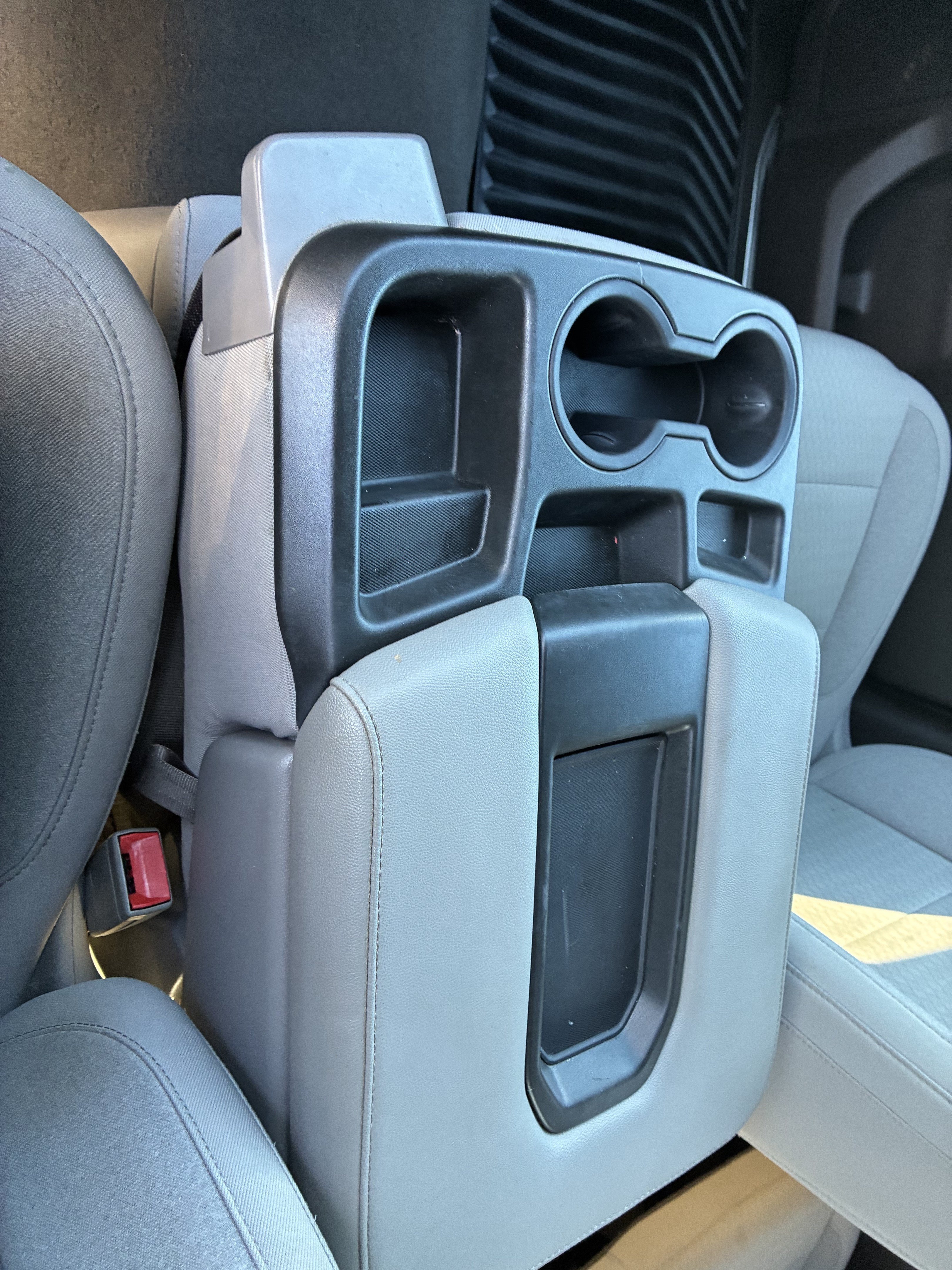 Used 2022 Chevrolet Silverado 1500 LT AWD/4WD image 34
