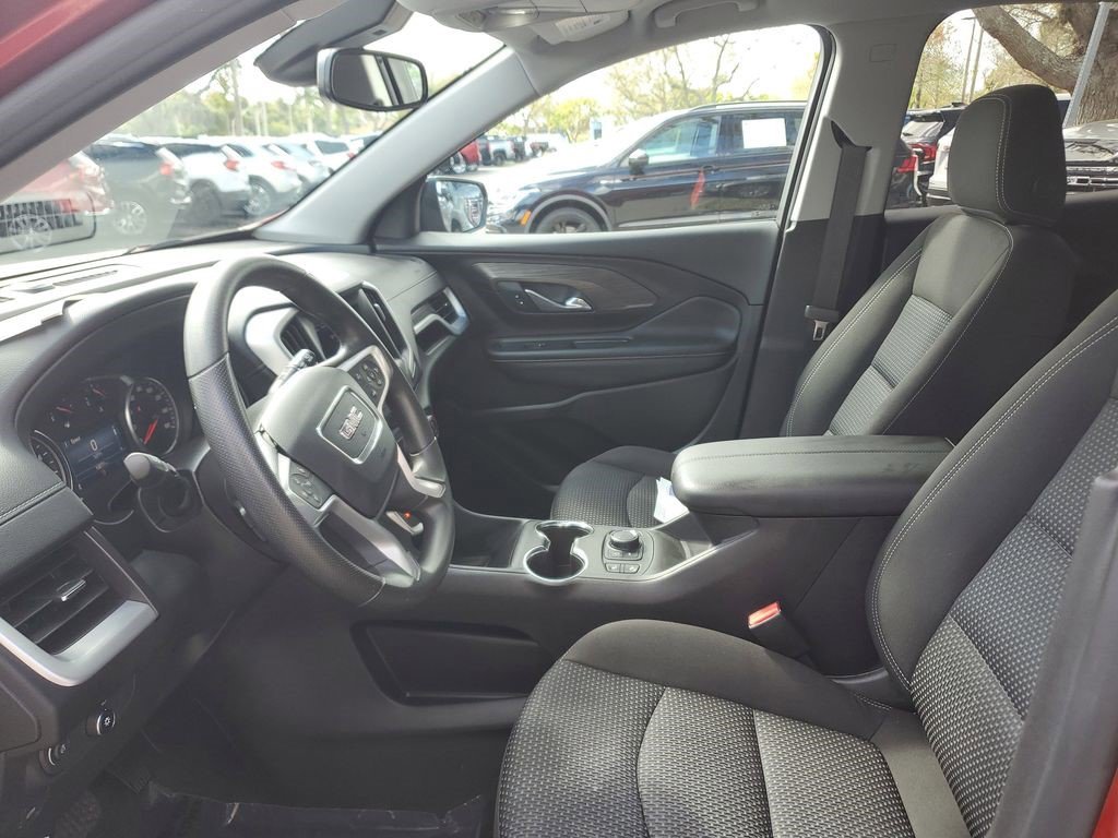Certified 2024 GMC Terrain SLE w/ Driver Convenience Package FWD image 18