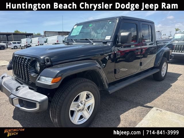 Used 2022 Jeep Gladiator Sport AWD/4WD image 1
